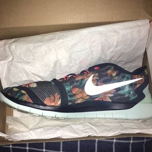 Brand New Nike 5.0 Photosynth Sneakers Sz 14